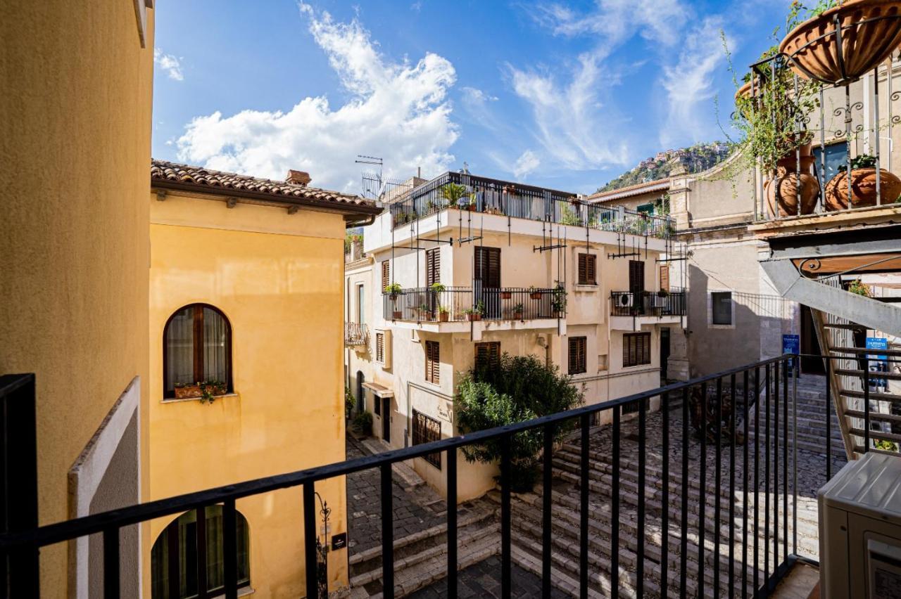 Casa Carmine - Taormina Centro Appartement Buitenkant foto